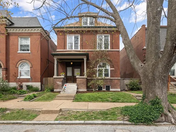 3321 Pestalozzi St, Saint Louis, MO 63118