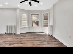 315 Delaware Ave, Albany, NY
