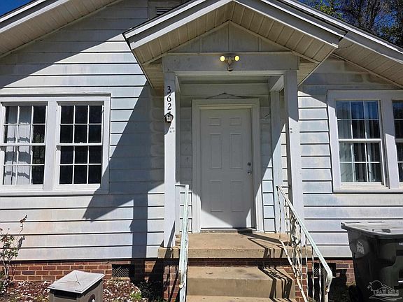 3rd image of 3624 W Jackson St