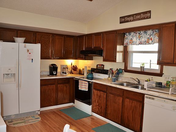 5th image of 1304 Graylyn Ct