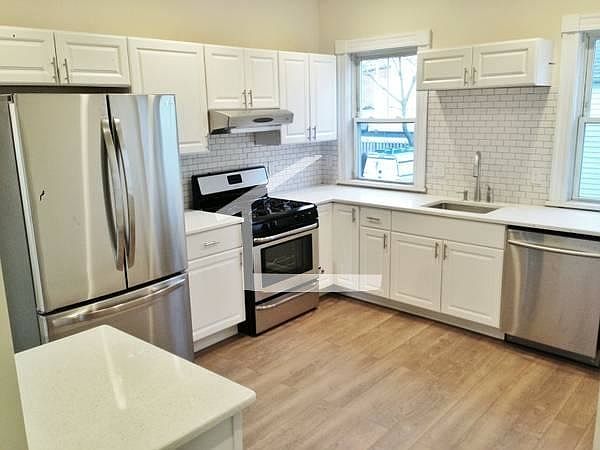 2nd image of 40 Faneuil St