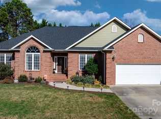 1769 31st Avenue Ln NE, Hickory, NC 28601