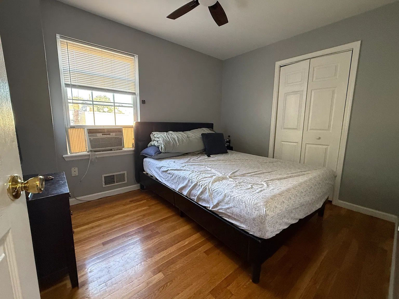 3 bed, 1400 sqft, $3,000 — Photo 4