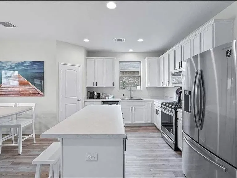 200 Duroc Dr — Photo 15