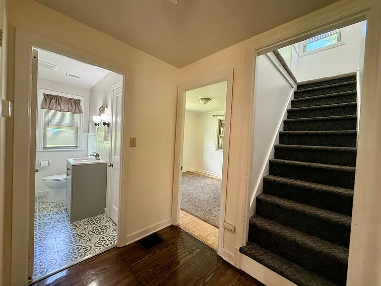 119 E Church St — Photo 10