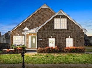 3718 Clearwood Ln, Clarksville, TN 37040