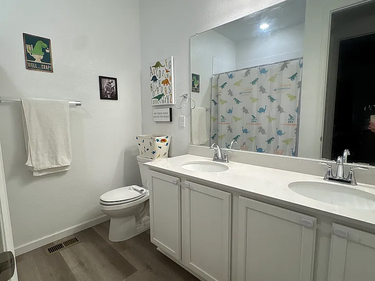 311 W Owen Ave — Photo 11