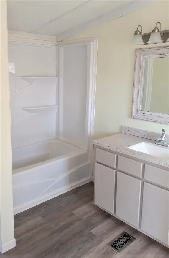 2 bed, 875 sqft, $950 — Photo 3