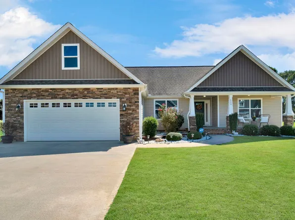 222 Little Man Dr, Boiling Springs, SC 29316