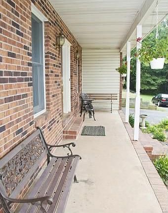 5th image of 409 Grier Nursery Farms Ct