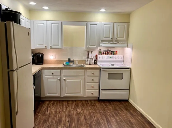 159 Center Street #4, Dennis Port, MA 02639