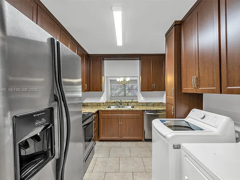 3014 SW 21st Ter #352C — Photo 10