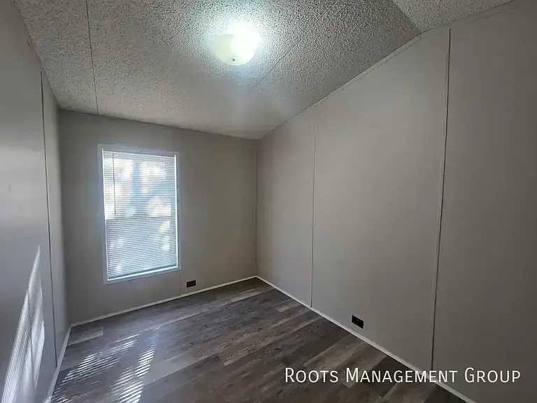 310 Hester Ave #230 — Photo 8