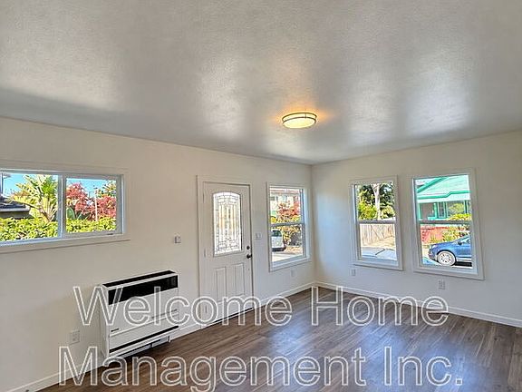 3rd image of 1538 Berkeley Way