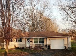 335 S High St, Austin, IN 47102