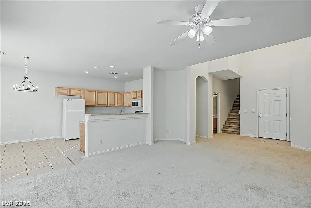 3 bed, 2.5 bath, 1581 sqft, $1,987 — Photo 4