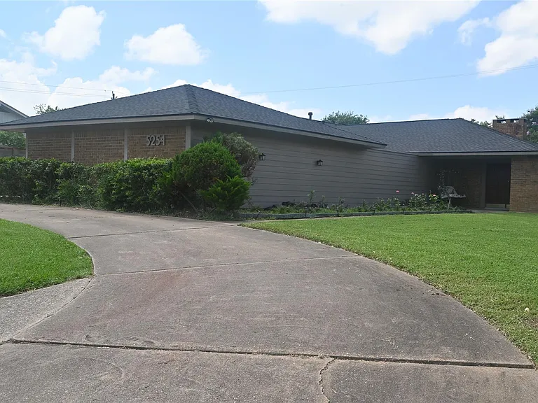 5254 N Braeswood Blvd — Photo 4