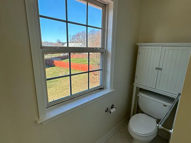 13522 Persian Ct — Photo 23