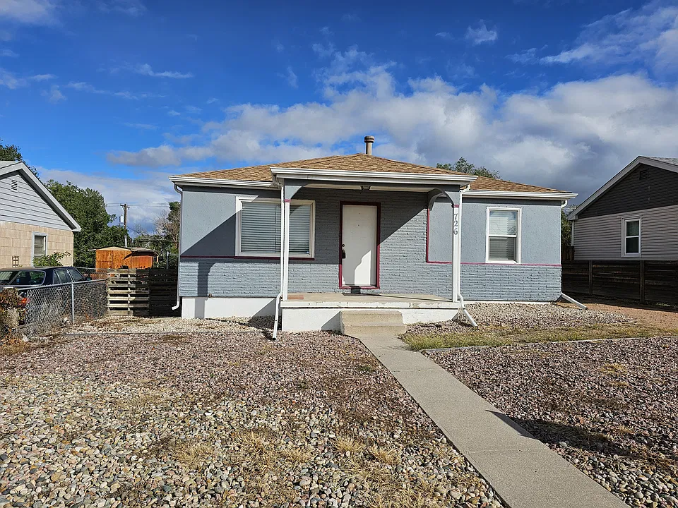 726 E Fountain Blvd #A