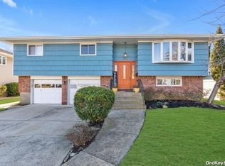 2026 Shaw Dr, Merrick, NY 11566