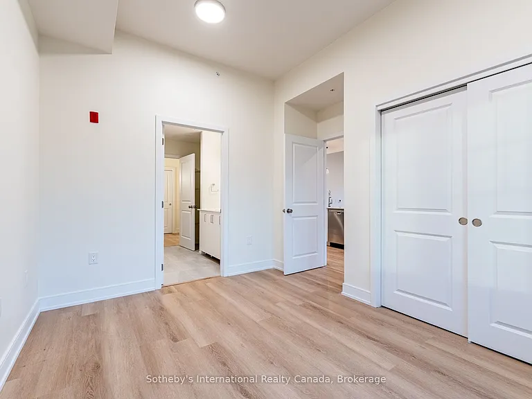 121 Mary St #411 — Photo 29