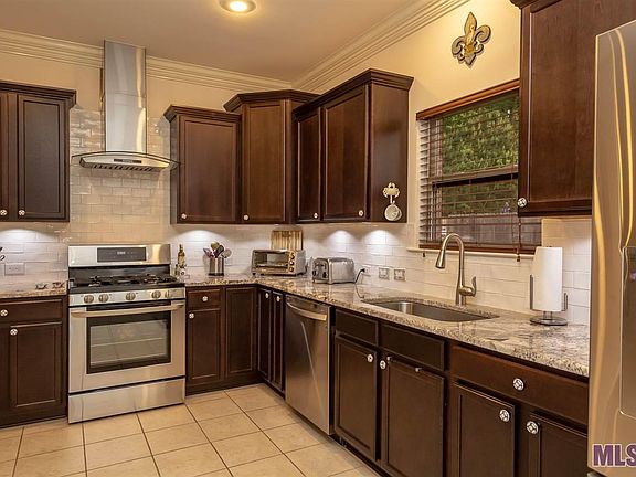 2nd image of 30402 Dawson Ln