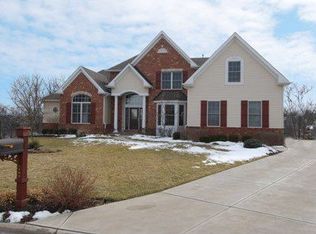 72 Jacobs Creek Dr, Saint Charles, MO