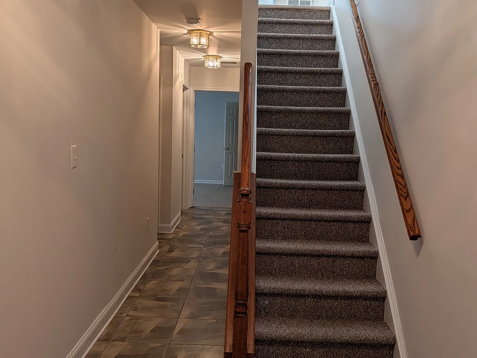 2 bed, 2.5 bath, 1872 sqft, $3,600 — Photo 3