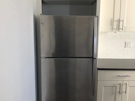 3rd image of 21-57 33rd St APT 4F