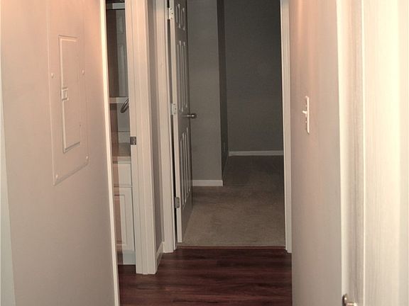 4th image of 35305 Greenwich Ave