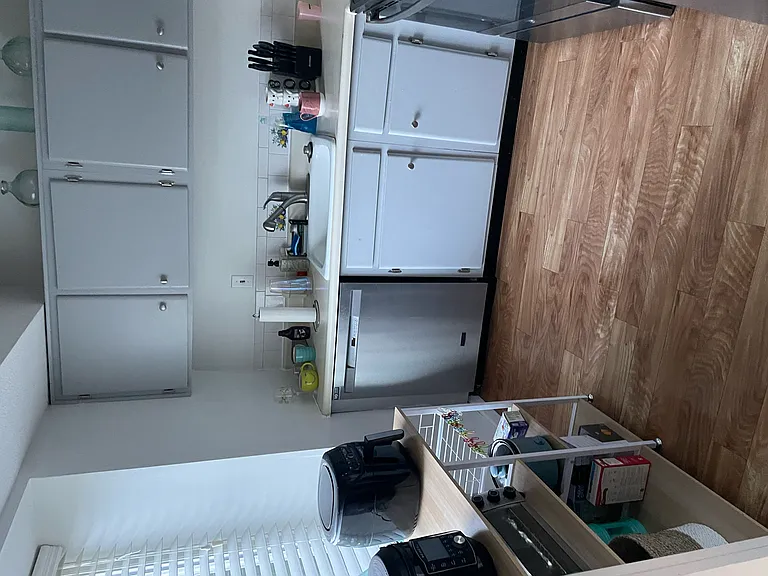38 Nassau Dr — Photo 5