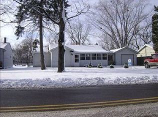 7912 Elm Ave, Machesney Park, IL 61115