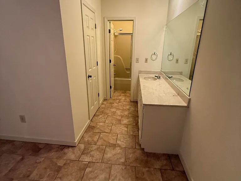 288 Stonebridge Ct — Photo 2
