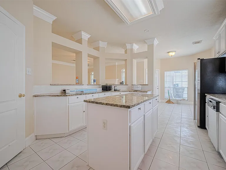 14203 Torrey Village Dr — Photo 11