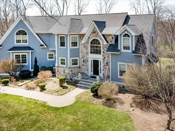 41 Baldpate Rd, Georgetown, MA 01833