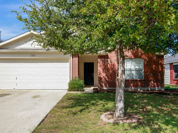 1308 Wintercreek Dr, Denton, TX 76210