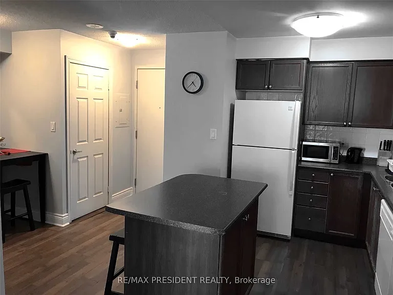 3880 Duke Of York Blvd #608 — Photo 7
