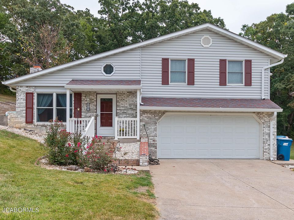 1st image of 1717 Independence Dr