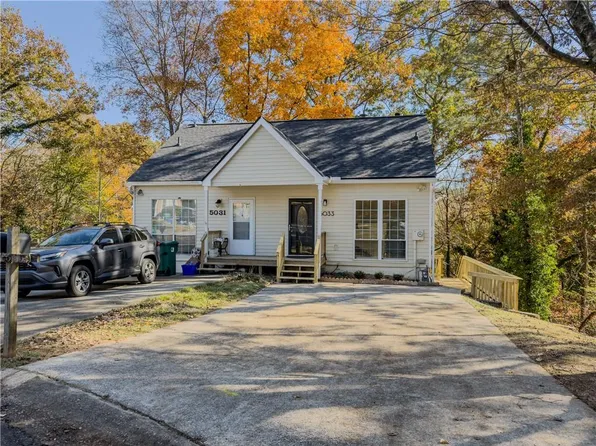 5033 David Pl SE, Smyrna, GA 30082