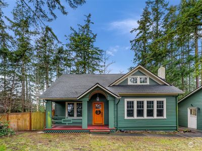 901 NW Heller Street, Oak Harbor, WA, 98277