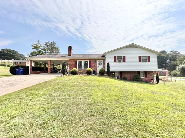 2088 Woodside Ter, Granite Falls, NC 28630