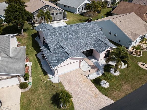 3rd image of 3620 Sabal Springs Blvd
