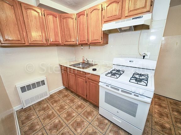 5th image of 36-11 30th St #A1