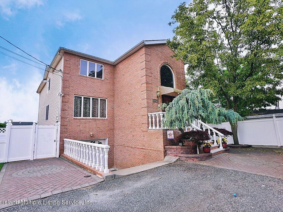 1st image of 35 Bocce Ct