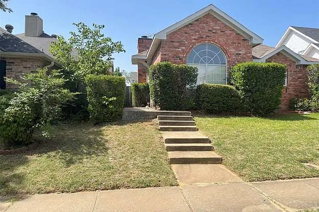 1330 Overlook Dr — Photo 32