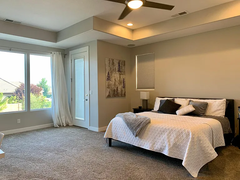 2547 E Rasmussen Dr — Photo 5