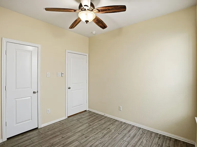29880 Dovetail Bluff Ln — Photo 14