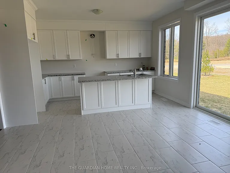 7 Tran St — Photo 7