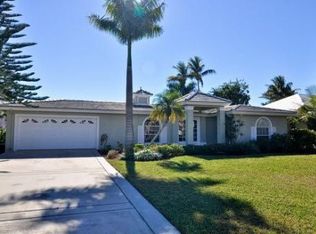 1845 Kingfish Rd, Naples, FL 34102