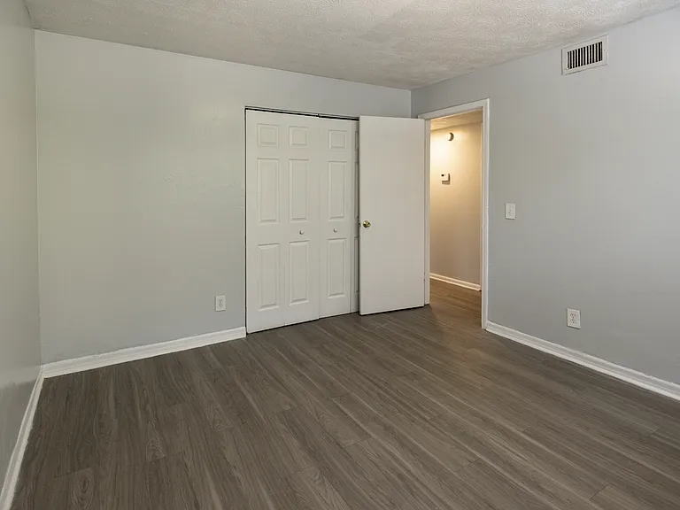 Cedar Creek Villas — Photo 8